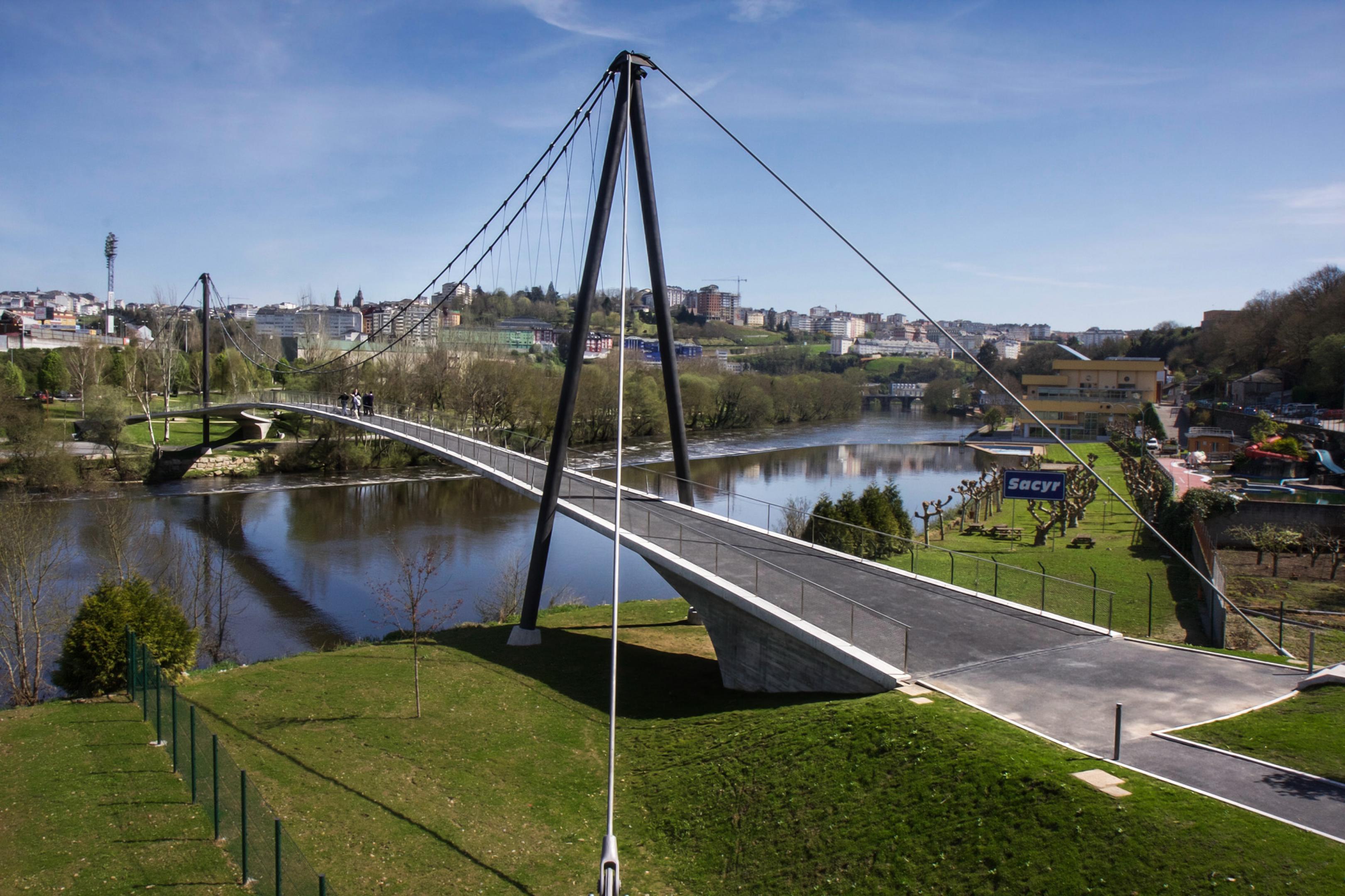 Pasarela_de_San_Lázaro_01