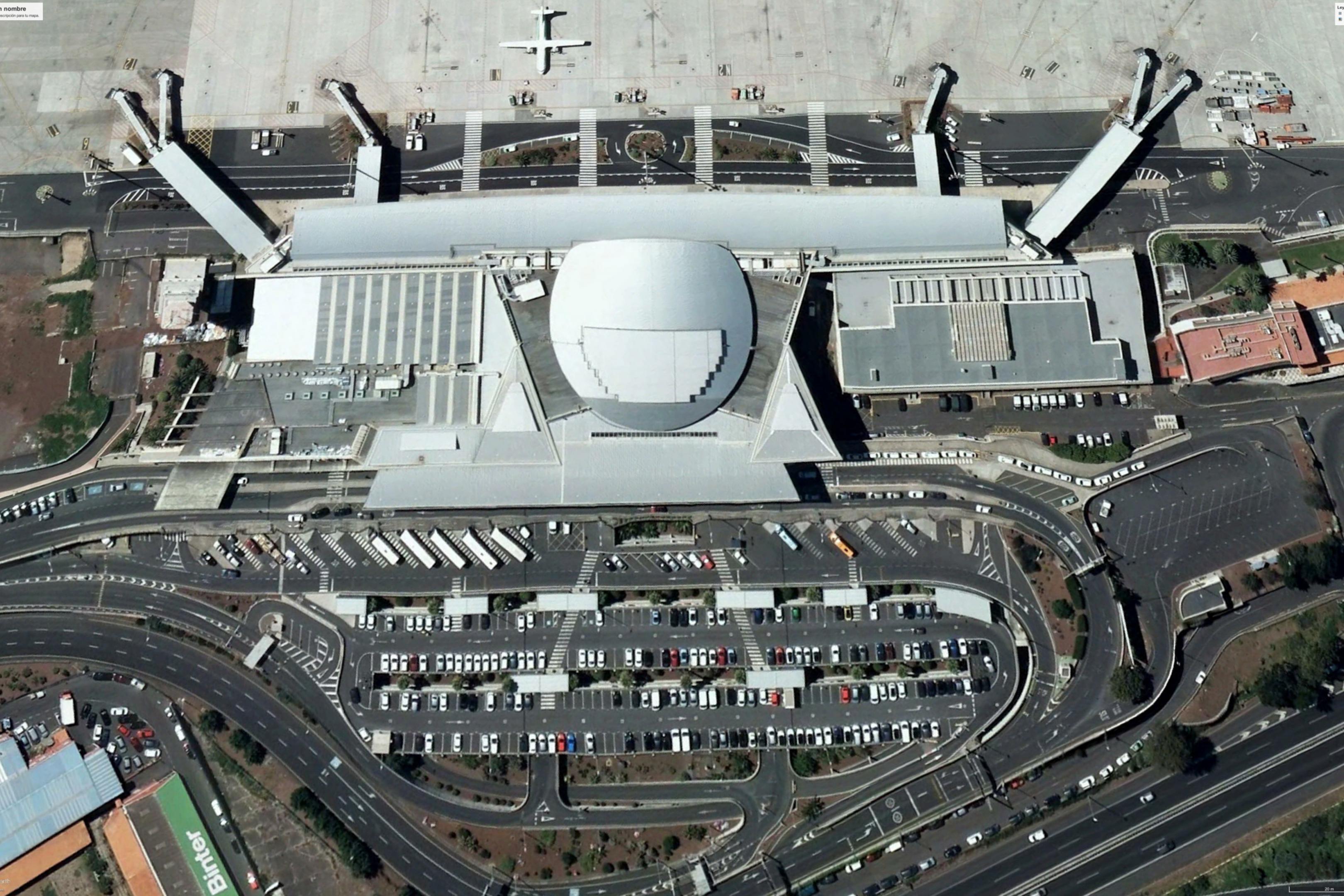 Aeropuerto_de_Tenerife_Norte_01