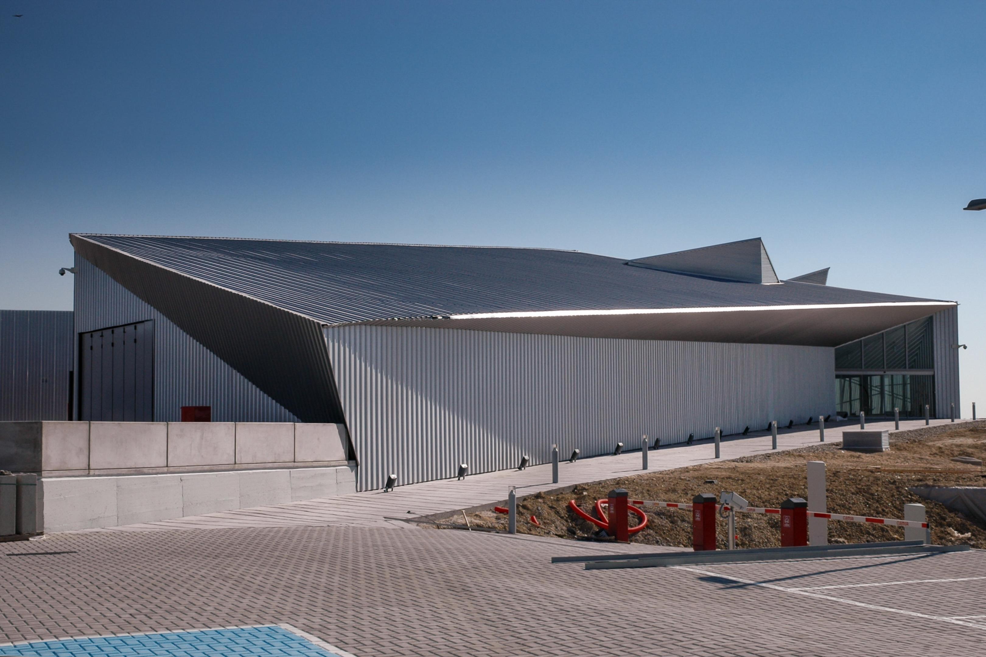 Oficinas_Centrales_John_Deere_01